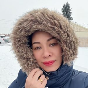 Meet your Posher, Hien